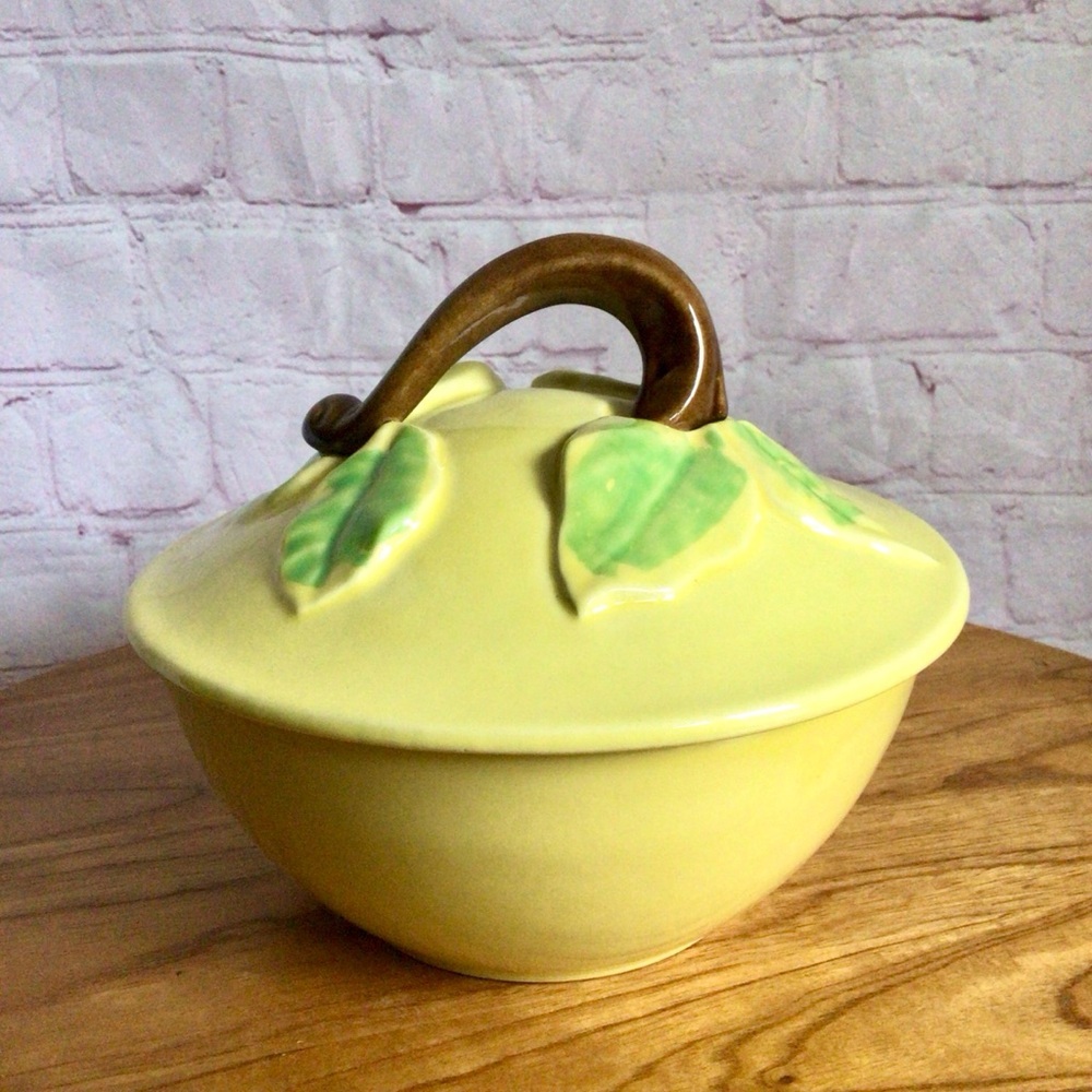 Vintage Belmar California Pear Fruit Ceramic Covered Dish